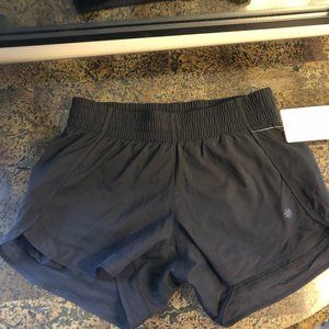 Athleta Mesh Racer Run Shorts 4" NWT